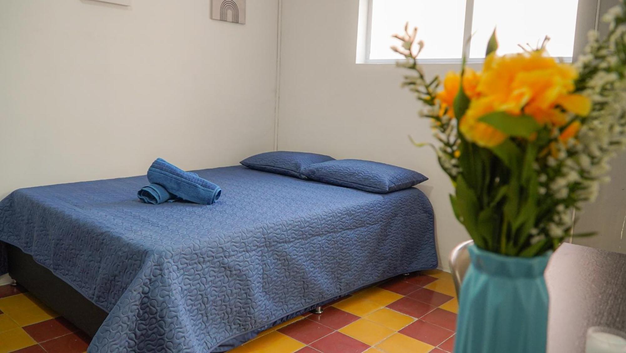 Casa Encanto, Apartamento - Habitaciones, Laureles-America เมเดยิน ภายนอก รูปภาพ