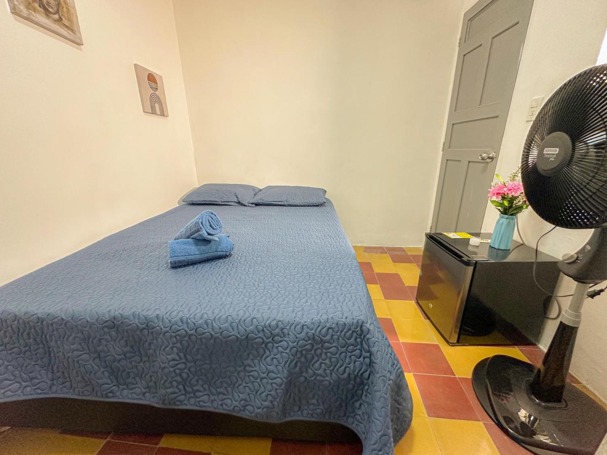 Casa Encanto, Apartamento - Habitaciones, Laureles-America เมเดยิน ภายนอก รูปภาพ
