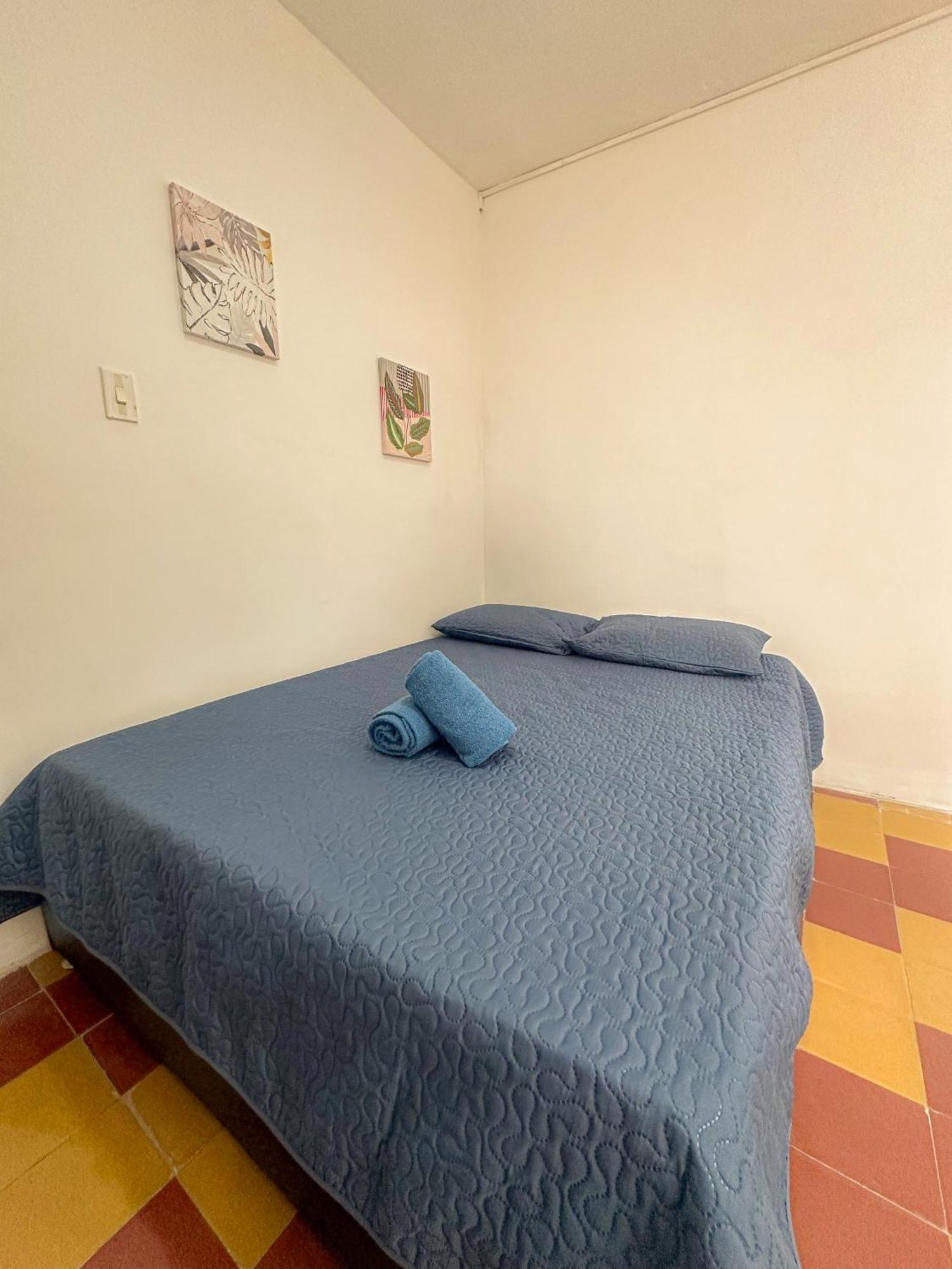 Casa Encanto, Apartamento - Habitaciones, Laureles-America เมเดยิน ภายนอก รูปภาพ