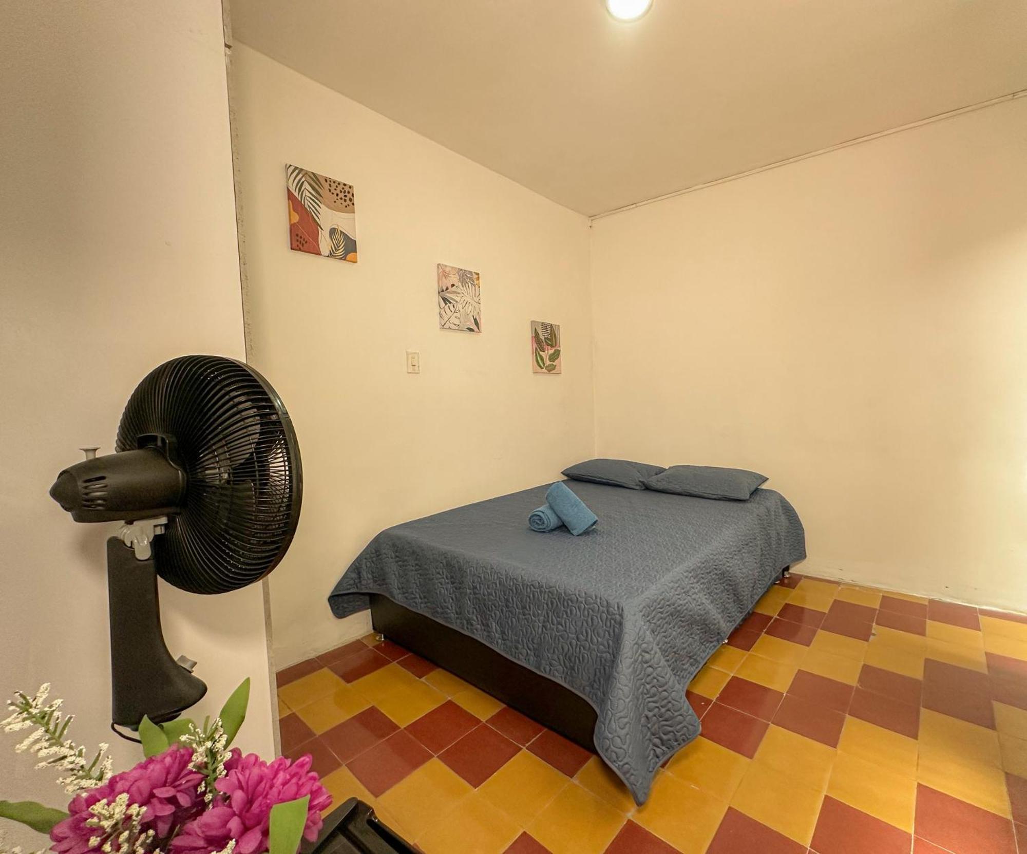 Casa Encanto, Apartamento - Habitaciones, Laureles-America เมเดยิน ภายนอก รูปภาพ