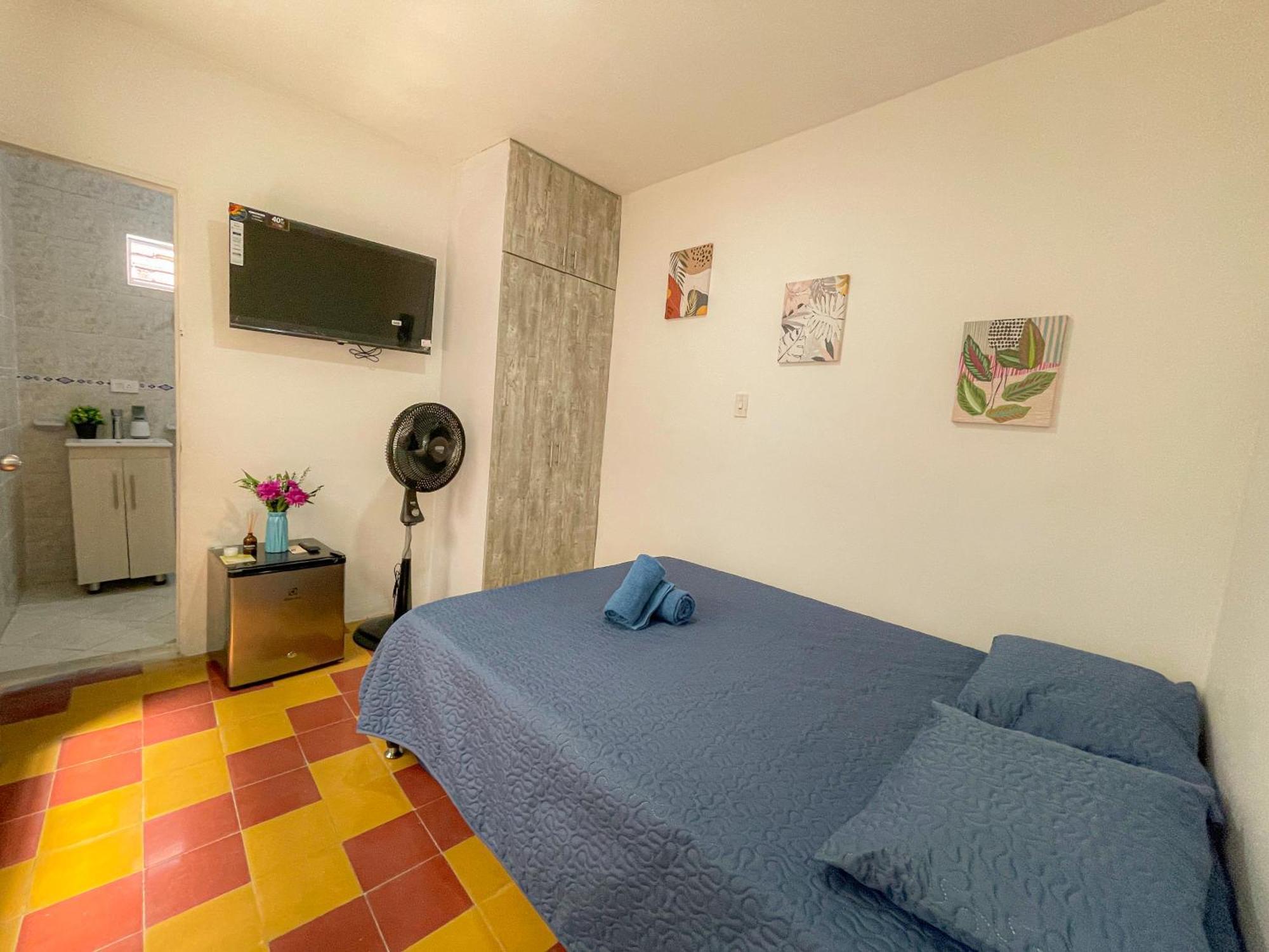 Casa Encanto, Apartamento - Habitaciones, Laureles-America เมเดยิน ภายนอก รูปภาพ