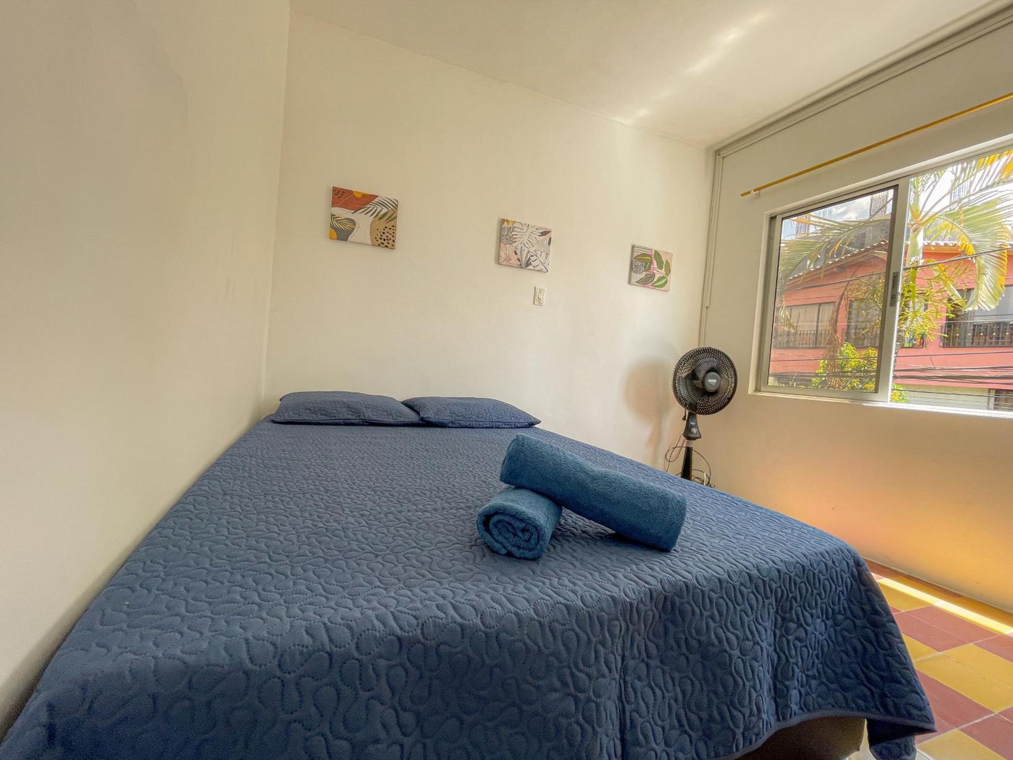 Casa Encanto, Apartamento - Habitaciones, Laureles-America เมเดยิน ภายนอก รูปภาพ