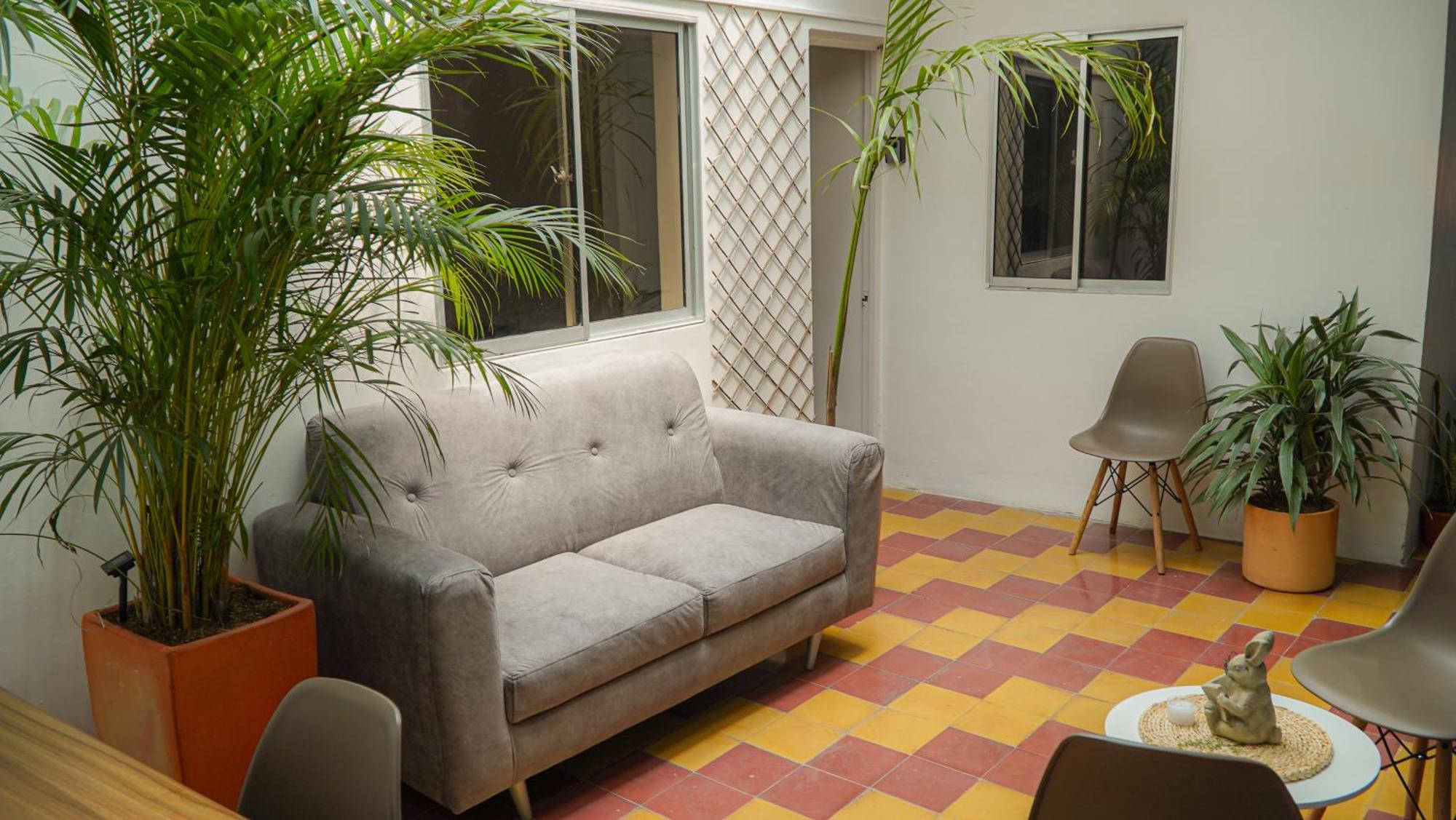 Casa Encanto, Apartamento - Habitaciones, Laureles-America เมเดยิน ภายนอก รูปภาพ