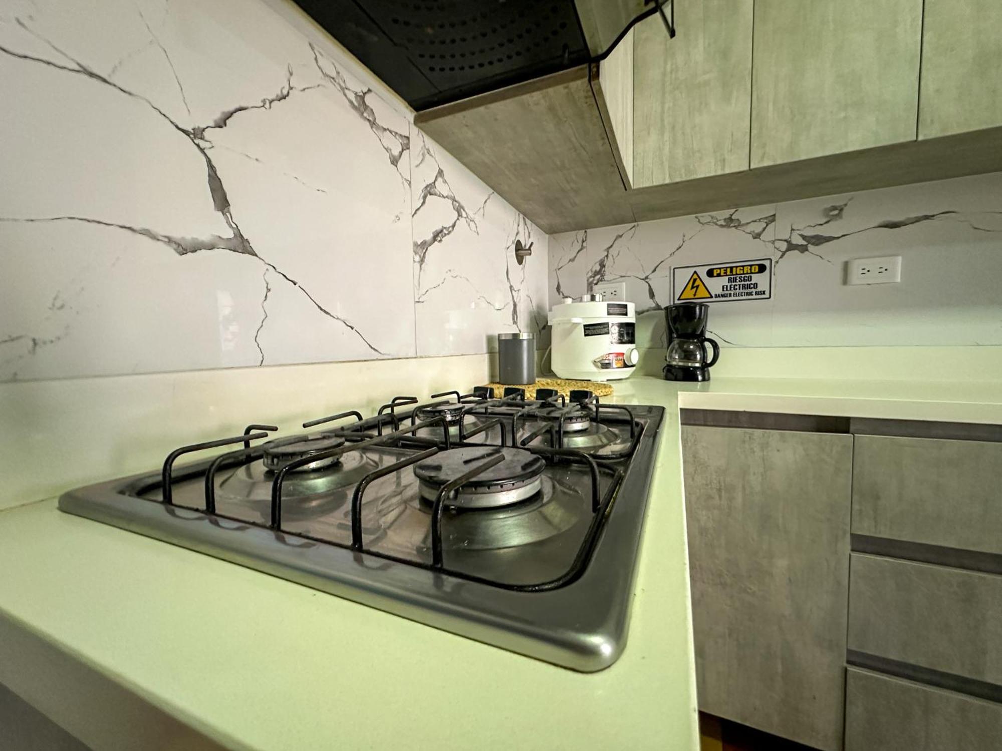 Casa Encanto, Apartamento - Habitaciones, Laureles-America เมเดยิน ภายนอก รูปภาพ